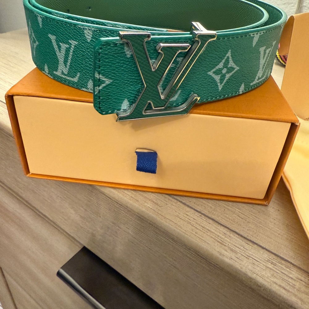 Louis Vuitton Initiales 40mm Reversable Belt